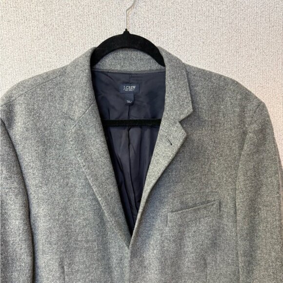 J. Crew Men Size 44R Tweed Ludlow Wool Gray‎ 2 Button Sport Coat Blazer - Picture 2 of 9